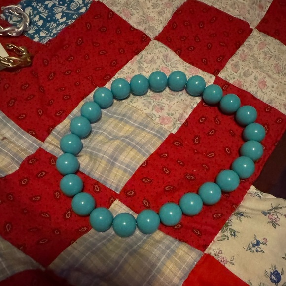 Chic Blue Beaded Necklace - Picture 2 of 3